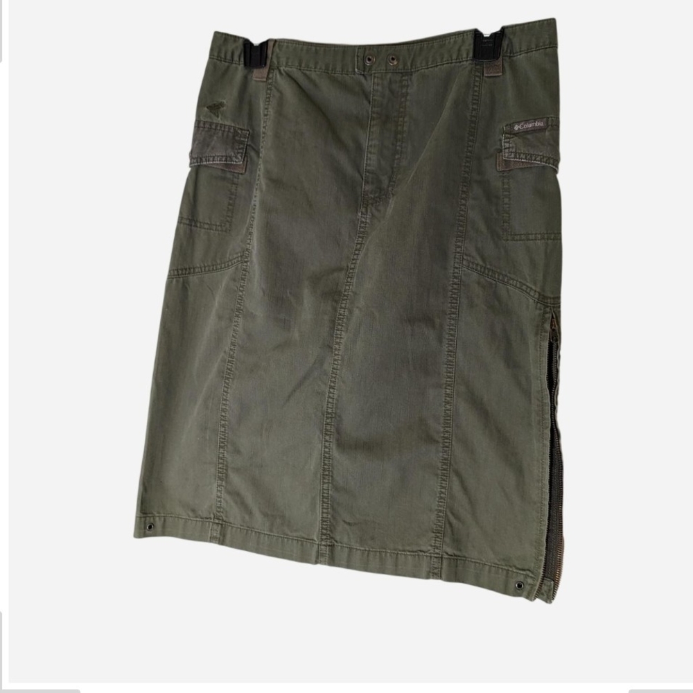 Pre-owned Columbia Women's Green Pencil Skirt